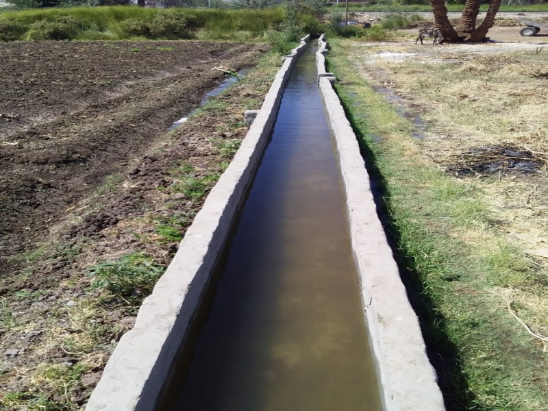 Improving efficiency of irrigation canals and water rationalization